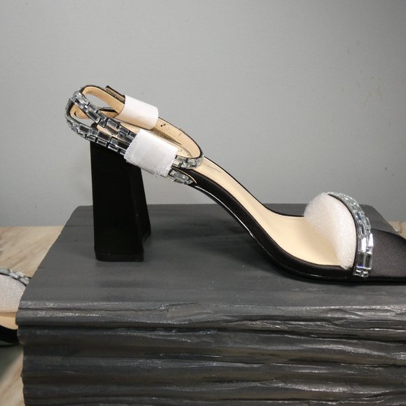 NiB SEXY SPARKLING Betsey Johnson Women's Scott Heeled Sandal Black 9 - Picture 9 of 14